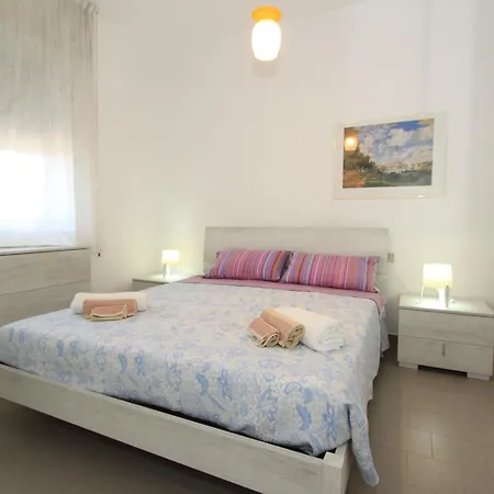 Stella * ليدو دي بومبوسا